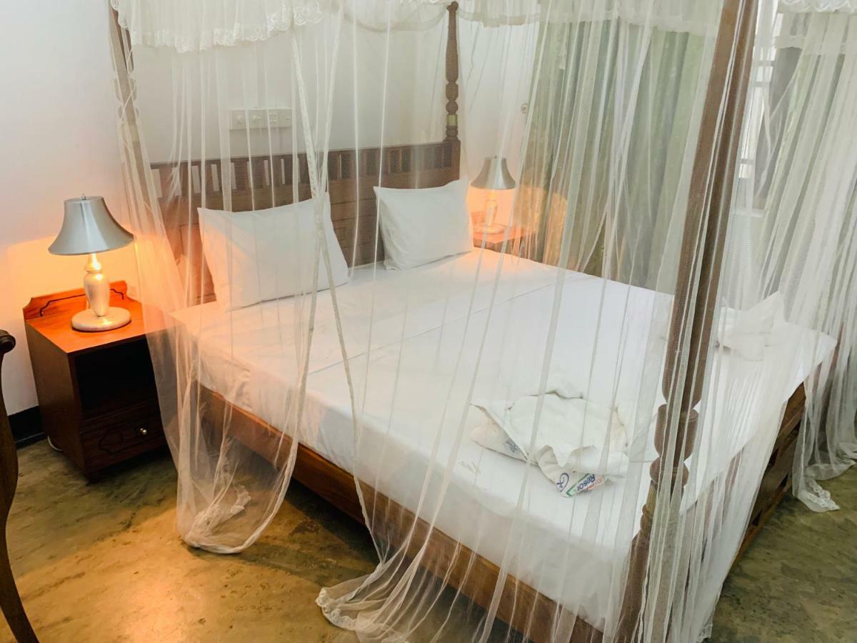 Randiyaepiliyagoda Resort أفيساويلا المظهر الخارجي الصورة